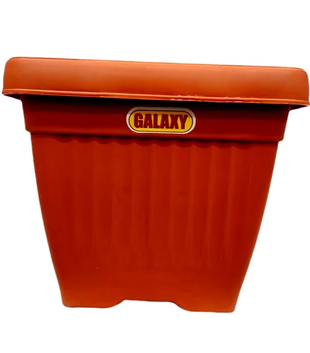 Square Pot and Ceramic Pot Style Plastic Planters in Chhatrapati Sambhajinagar (Aurangabad)